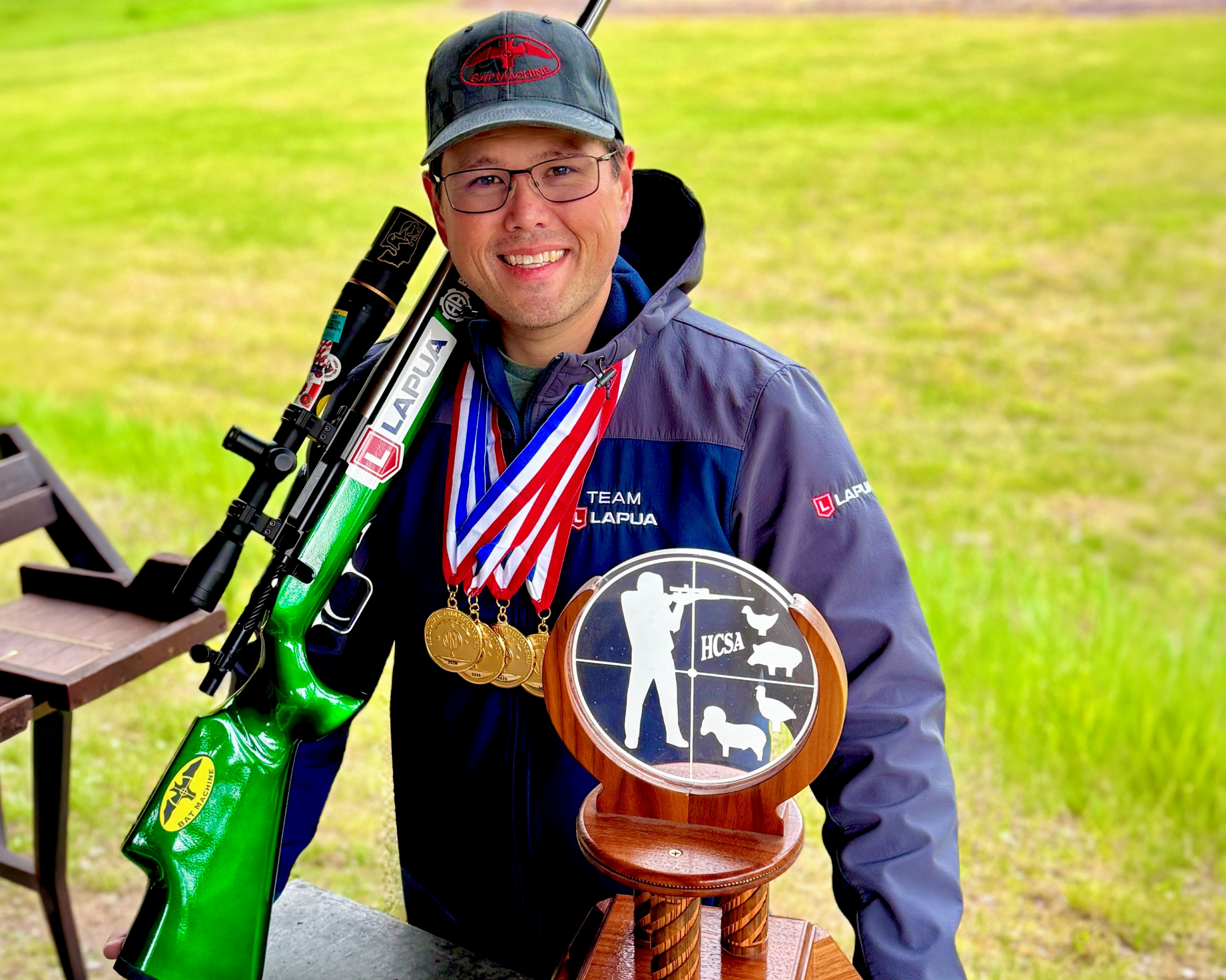In High-Power, Mietenkorte shoots 6mm BR in Hunter Rifle division and 6mm GT in the Standard Rifle, both using Lapua premium cartridge cases, Vihtavuori propellant, and Berger bullets.